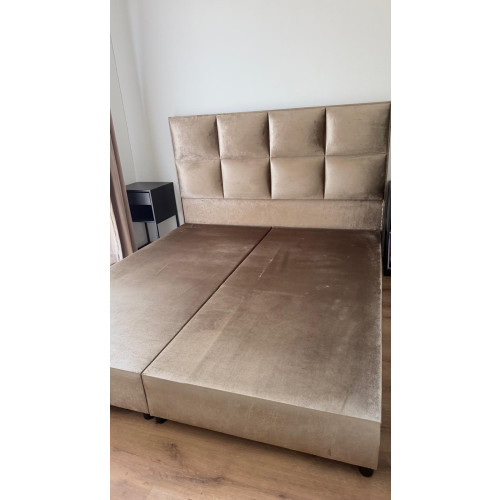 Tweepersoonsbed stof taupe bruin 180cm bij 200 cm afbeelding