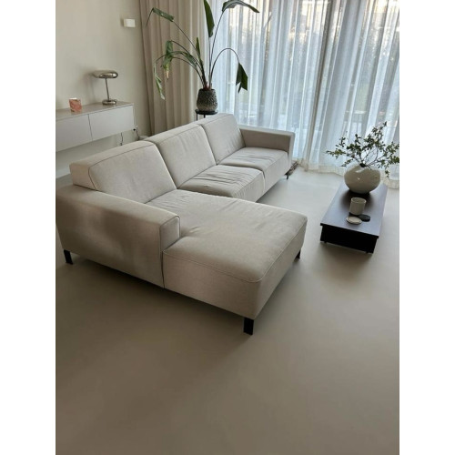 Beige/zandkleurige bank met chaise longue 270cm breed afbeelding