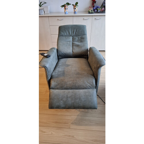 Sta-op stoel / Relaxfauteuil HELEEN. 2-motorig. 10 maanden gebruikt. In perfecte staat. afbeelding 2