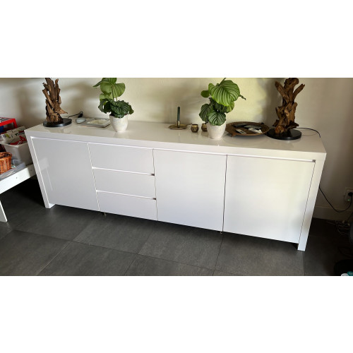 Design dressoir in hoogglans wit afbeelding 3