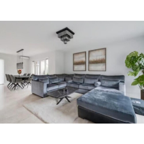 Luxe hoekbank + poef afbeelding