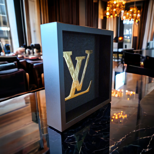 Louis Vuitton logo verguld 23ct goud in lijst afbeelding 2