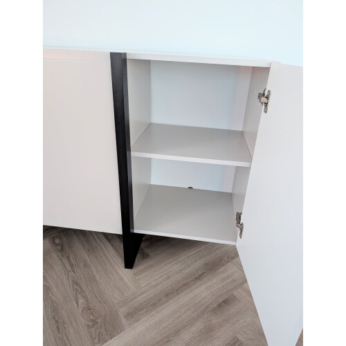 Dressoir afbeelding 2
