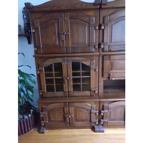 Houten kastenwand met glaskast en klepkast afbeelding 3