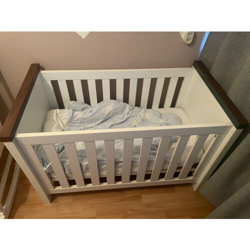 Baby ledikantje afbeelding 2