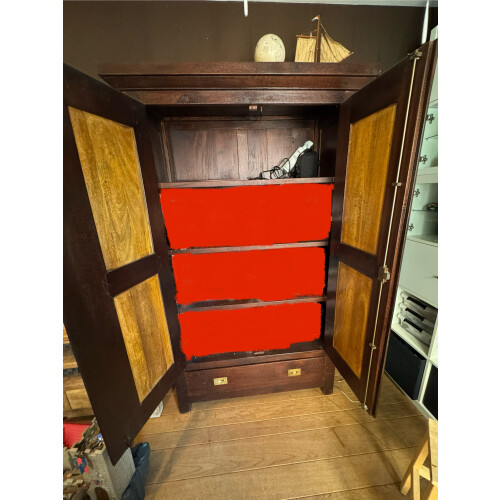 Grote koloniaalse kast afbeelding 3