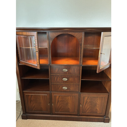 Vitrinekast mahonie afbeelding